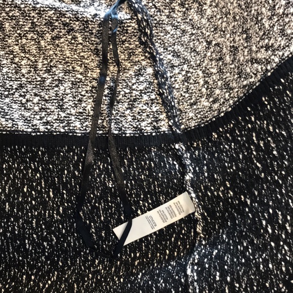 Chico’s black and white open cardigan, size 3 (XL 16) - Picture 8 of 8